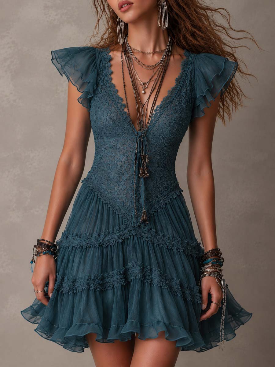 Delphine | Mini Vestido Retro Azul de Encaje y Muselina con Volantes
