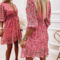 Ebba – Minivestido floral con volante