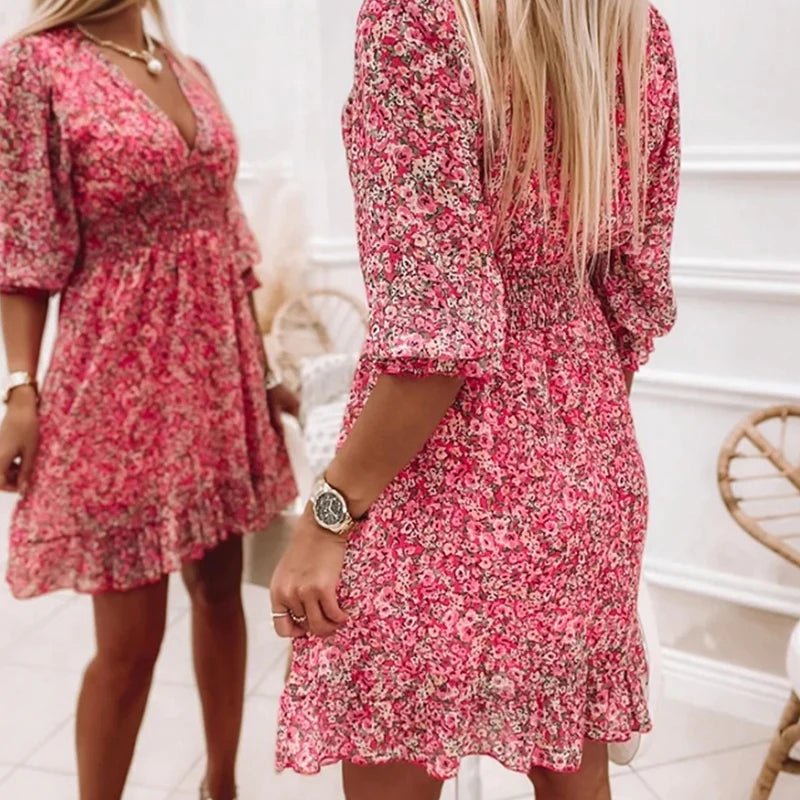Ebba – Minivestido floral con volante