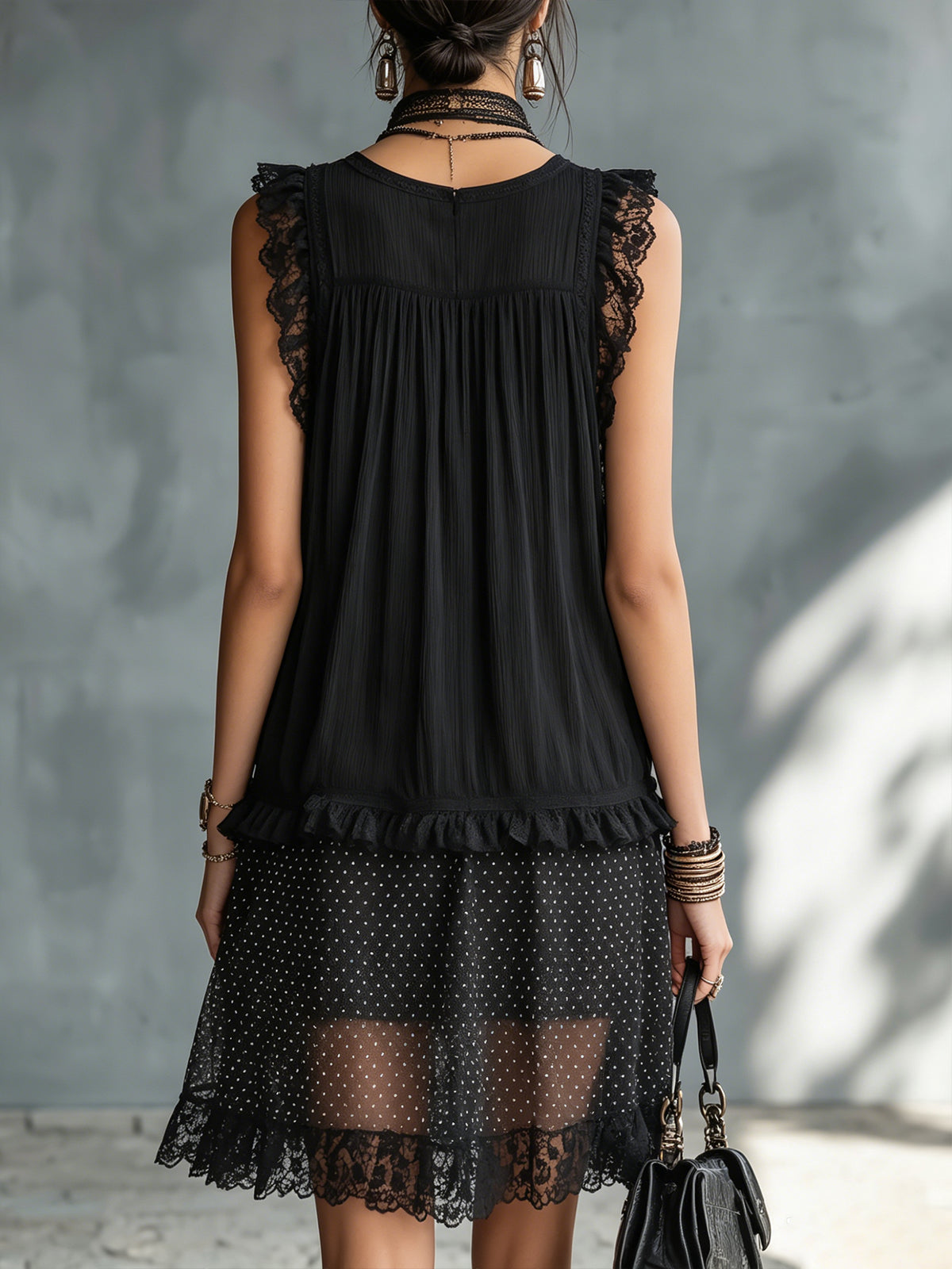 Pauline | Vestido Mini Negro Transparente de Topos con Volantes y Ribete de Encaje