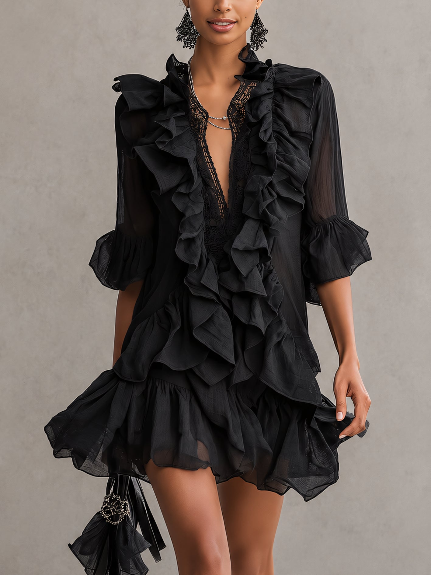 Anaïs | Vestido Mini Negro de Muselina con Volantes