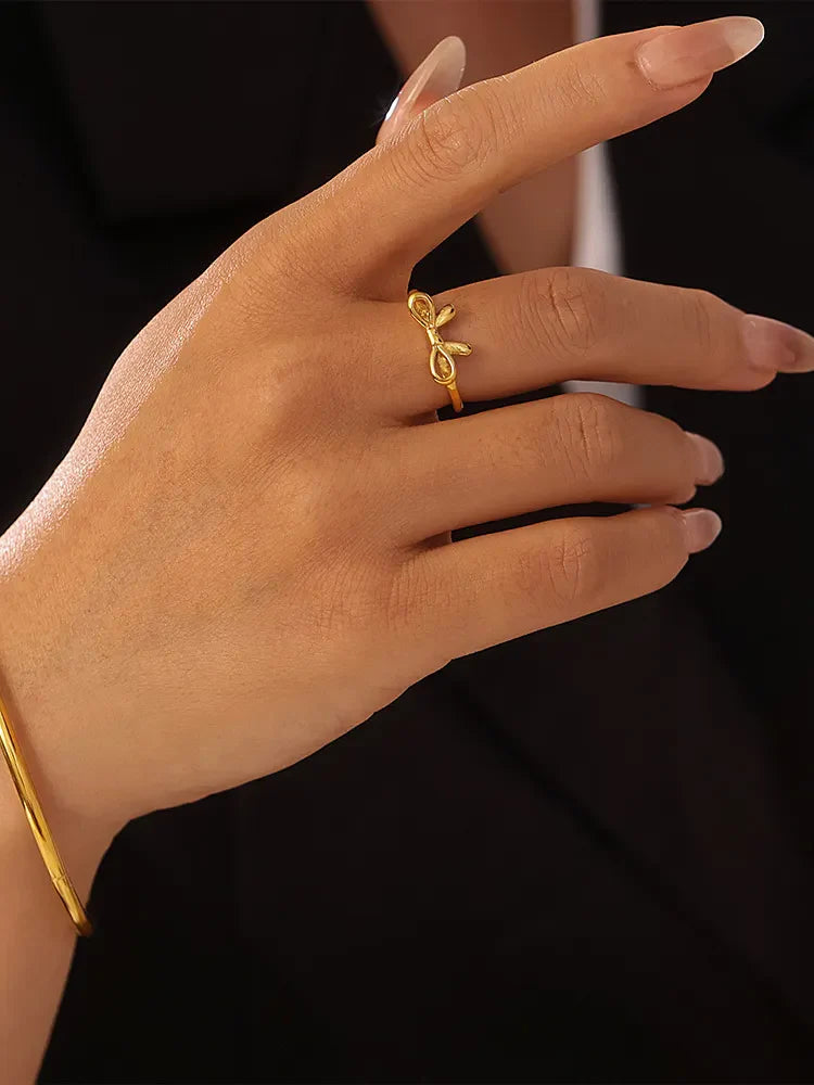 Anillo con Lazo